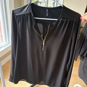 Chic Black Zippered Blouse